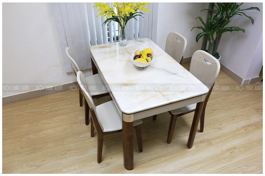 mẫu bàn ăn đẹp không thể bỏ qua dịp Tết 2018