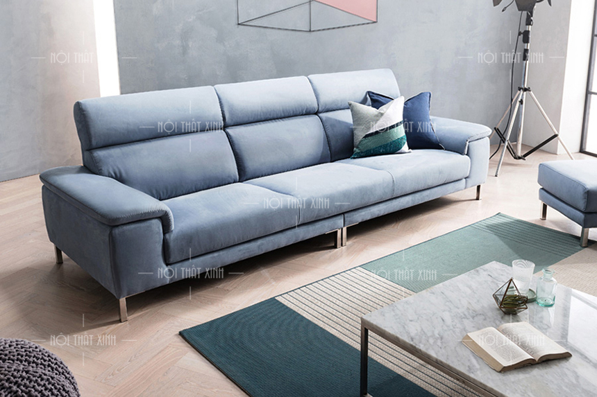 Bộ sofa phòng khách chung cư Hà Nội đang trở thành xu hướng mới của năm 2024 với thiết kế hiện đại và tiện lợi cho không gian nhỏ hẹp. Sự kết hợp tinh tế giữa gam màu trung tính tạo nên không gian sang trọng và đơn giản. Hãy cùng khám phá những mẫu sofa phòng khách chung cư đẹp và tiện ích nhất tại website của chúng tôi!